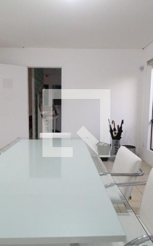 Casa à venda com 788m², 9 quartos e 10 vagasQuarto 3