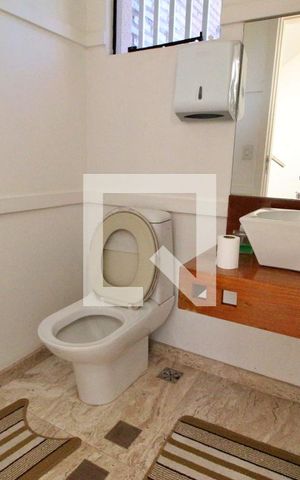 Casa à venda com 788m², 9 quartos e 10 vagasLavabo