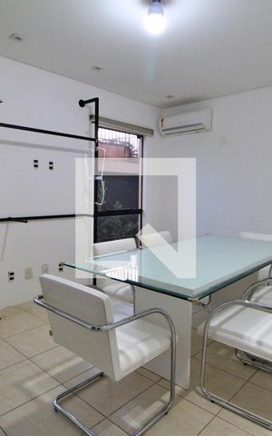 Casa à venda com 788m², 9 quartos e 10 vagasQuarto 3