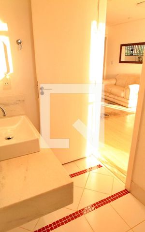Casa à venda com 788m², 9 quartos e 10 vagasBanheiro Social