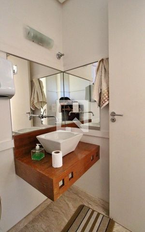 Casa à venda com 788m², 9 quartos e 10 vagasLavabo