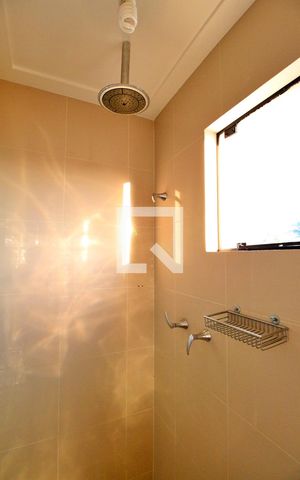 Casa à venda com 788m², 9 quartos e 10 vagasBanheiro do Quarto 7 (Suíte)