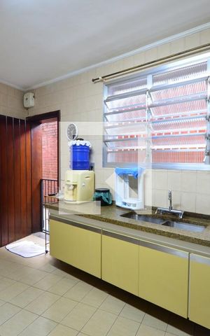 Casa à venda com 300m², 3 quartos e 8 vagasCozinha