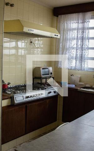 Casa à venda com 270m², 4 quartos e 4 vagasCozinha