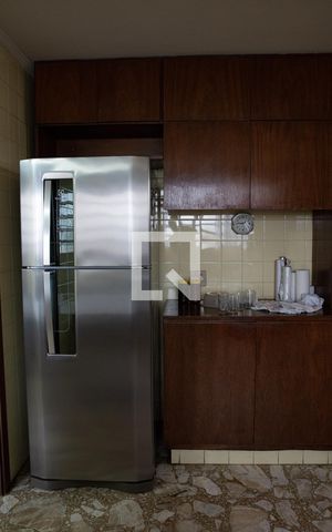 Casa à venda com 270m², 4 quartos e 4 vagasCozinha