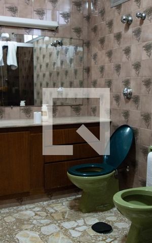 Casa à venda com 270m², 4 quartos e 4 vagasBanheiro do Quarto 3