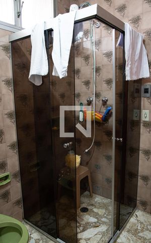 Casa à venda com 270m², 4 quartos e 4 vagasBanheiro do Quarto 3