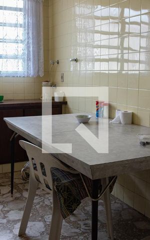 Casa à venda com 270m², 4 quartos e 4 vagasCozinha