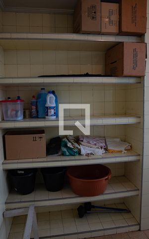 Casa à venda com 270m², 4 quartos e 4 vagasDespensa