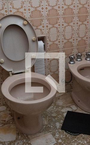 Casa à venda com 270m², 4 quartos e 4 vagasBanheiro