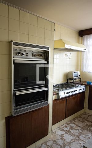 Casa à venda com 270m², 4 quartos e 4 vagasCozinha