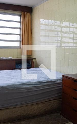 Casa à venda com 270m², 4 quartos e 4 vagas Quarto adaptado
