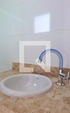 Apartamento para alugar com 90m², 2 quartos e 1 vagaBanheiro de Serviço