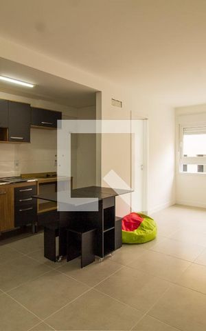 Studio à venda com 33m², 1 quarto e sem vaga Studio à venda com 33m², 1 quarto e sem vagaKitnet