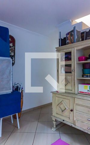 Casa à venda com 400m², 3 quartos e 2 vagas Casa à venda com 400m², 3 quartos e 2 vagasSala