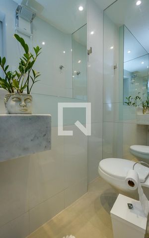 Apartamento para alugar com 75m², 2 quartos e 1 vagaBanheiro de Serviço