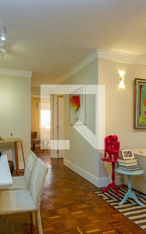 Apartamento para alugar com 75m², 2 quartos e 1 vagaSala