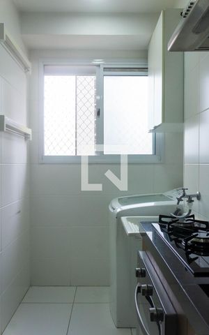 Apartamento à venda com 41m², 2 quartos e sem vaga Apartamento à venda com 41m², 2 quartos e sem vagaÁrea de Serviço