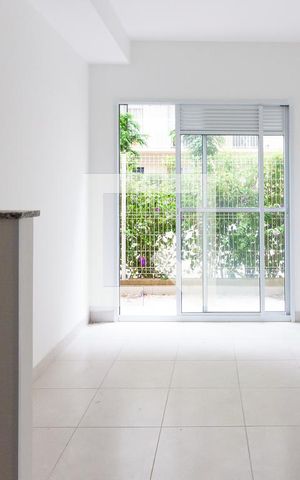 Studio à venda com 27m², 1 quarto e sem vaga Studio à venda com 27m², 1 quarto e sem vagaSala/Cozinha