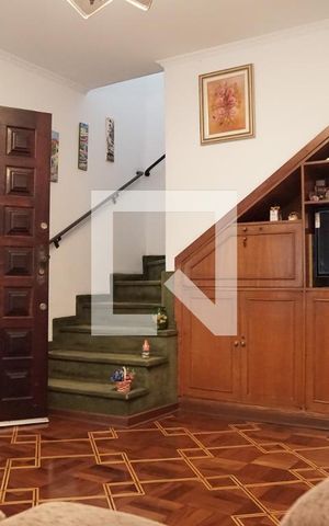 Casa à venda com 138m², 3 quartos e 2 vagasSala