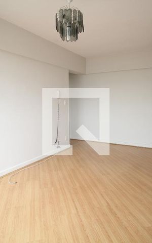 Apartamento à venda com 73m², 2 quartos e sem vagaSala