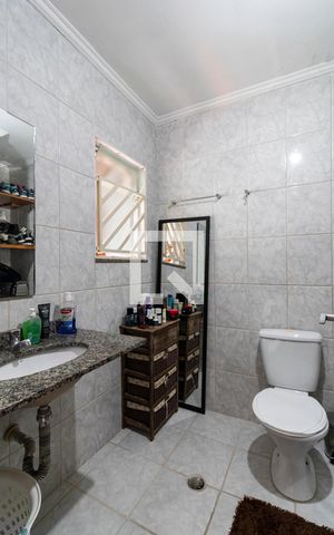 Casa à venda com 150m², 3 quartos e 2 vagas3o. Andar - Banheiro da Suíte
