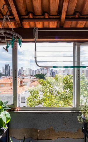 Casa à venda com 150m², 3 quartos e 2 vagas3o. Andar - Área de serviço