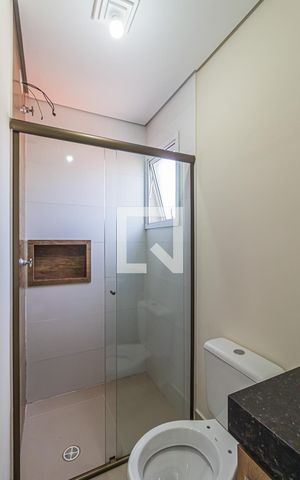 Apartamento à venda com 55m², 2 quartos e 1 vaga Apartamento à venda com 55m², 2 quartos e 1 vagaBanheiro da Suite