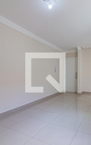 Apartamento à venda com 55m², 2 quartos e 1 vaga Apartamento à venda com 55m², 2 quartos e 1 vagaSala