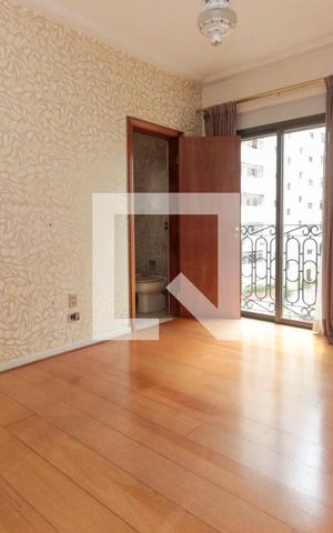 Apartamento à venda com 390m², 4 quartos e 5 vagas Apartamento à venda com 390m², 4 quartos e 5 vagasSuíte 3
