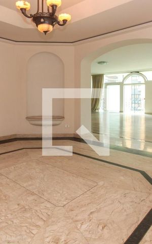 Apartamento à venda com 390m², 4 quartos e 5 vagas Apartamento à venda com 390m², 4 quartos e 5 vagasHall interno