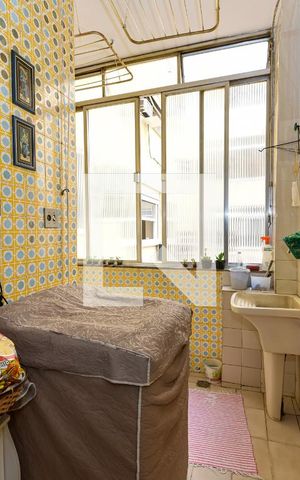 Apartamento à venda com 150m², 3 quartos e 1 vagaÁrea de Serviço