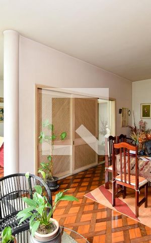 Apartamento à venda com 150m², 3 quartos e 1 vagaSala