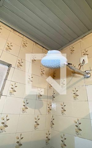 Casa à venda com 110m², 3 quartos e 2 vagasChuveiro do Banheiro