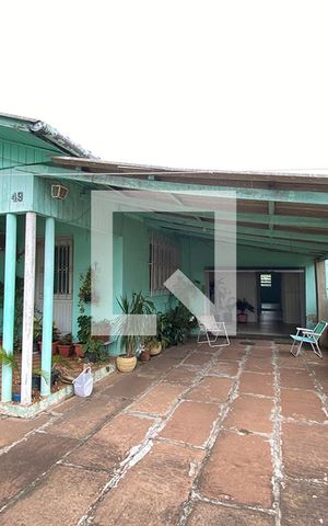 Casa à venda com 110m², 3 quartos e 2 vagasGaragem