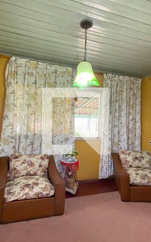 Casa à venda com 110m², 3 quartos e 2 vagasSala 1