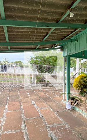 Casa à venda com 110m², 3 quartos e 2 vagasGaragem
