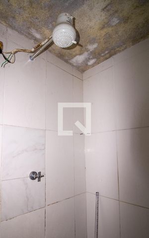 Casa à venda com 250m², 2 quartos e 1 vagaBanheiro