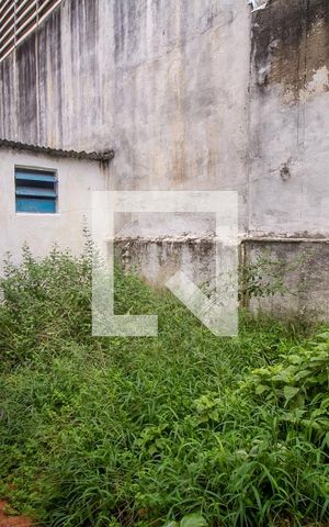 Casa à venda com 250m², 2 quartos e 1 vagaQuintal