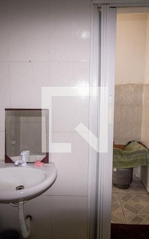 Casa à venda com 250m², 2 quartos e 1 vagaBanheiro