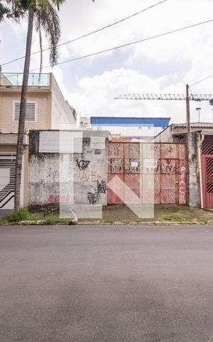 Casa à venda com 250m², 2 quartos e 1 vagaVista