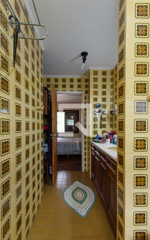 Casa à venda com 248m², 4 quartos e 4 vagas Casa à venda com 248m², 4 quartos e 4 vagasBanheiro da Suíte 4