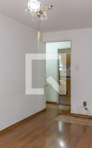 Apartamento à venda com 84m², 1 quarto e sem vaga Apartamento à venda com 84m², 1 quarto e sem vagaSala