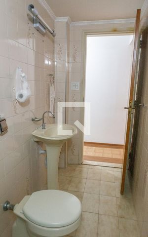 Apartamento à venda com 84m², 1 quarto e sem vaga Apartamento à venda com 84m², 1 quarto e sem vagaBanheiro