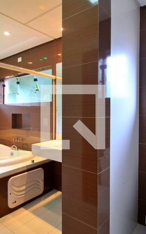 Casa à venda com 400m², 4 quartos e 4 vagasBanheiro da Suíte