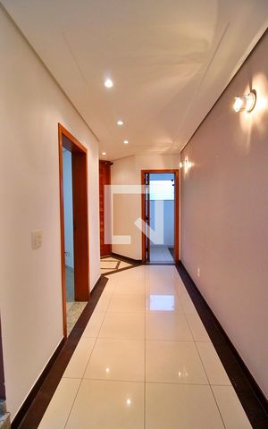 Casa à venda com 400m², 4 quartos e 4 vagasCorredor