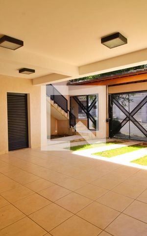 Casa à venda com 400m², 4 quartos e 4 vagasGaragem
