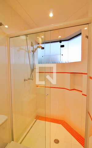Casa à venda com 400m², 4 quartos e 4 vagasBanheiro 2