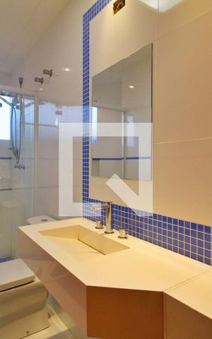 Casa à venda com 400m², 4 quartos e 4 vagasBanheiro 1