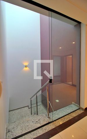 Casa à venda com 400m², 4 quartos e 4 vagasCorredor